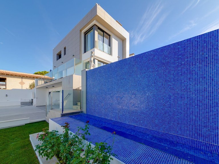 Villa for Sale in Torrevieja, - 49