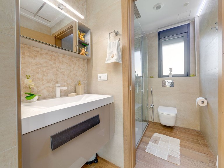 Villa for Sale in Torrevieja, - 34