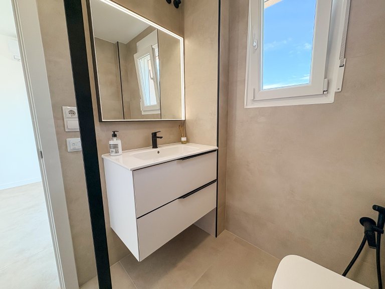 Villa for Sale in Pueblo Acantilado - Venta Lanuza, El Campello, Alicante 20