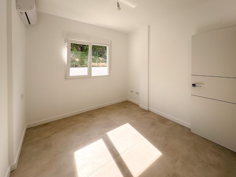 Villa for Sale in Pueblo Acantilado - Venta Lanuza, El Campello, Alicante 10