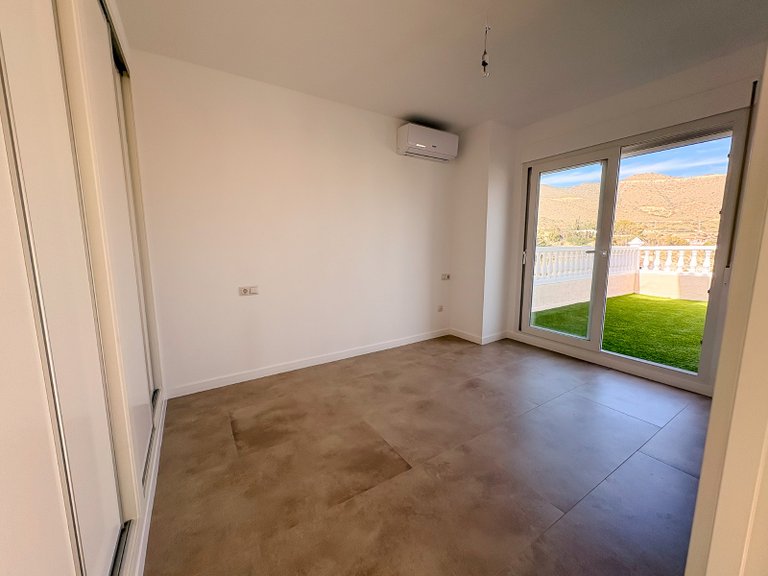 Villa for Sale in Pueblo Acantilado - Venta Lanuza, El Campello, Alicante 24