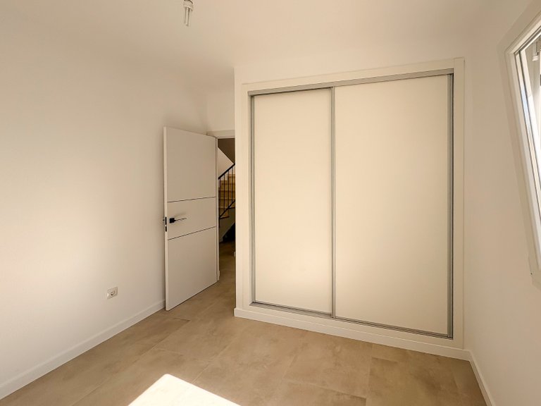 Villa for Sale in Pueblo Acantilado - Venta Lanuza, El Campello, Alicante 18
