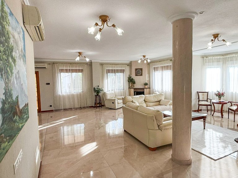 Villa for Sale in Cuidad quesada, Ciudad Quesada - Rojales, Alicante 11