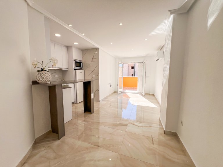 Penthouse for Sale in Torrevieja, Alicante 2