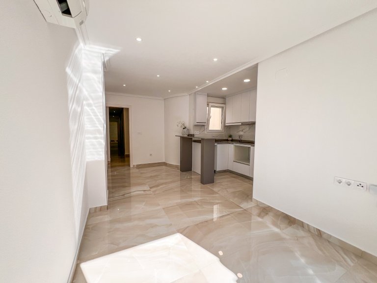 Penthouse for Sale in Torrevieja, Alicante 3