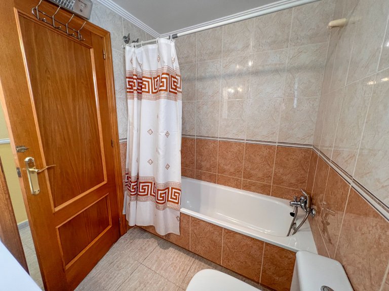 Apartment for Sale in Torrevieja, Alicante 18