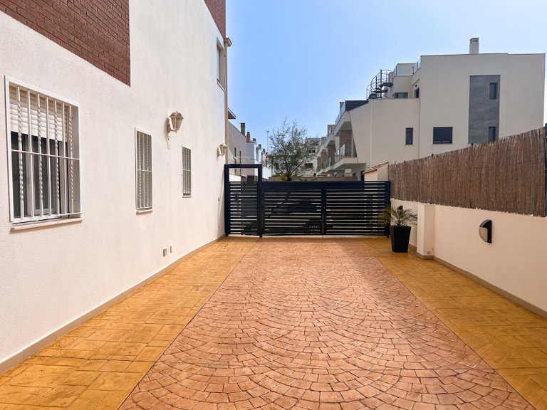 Apartment for Sale in Guardamar Del Segura, Alicante 30