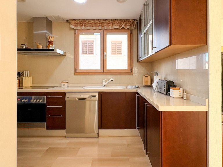 Villa for Sale in Guardamar Playa, Guardamar Del Segura, Alicante 21