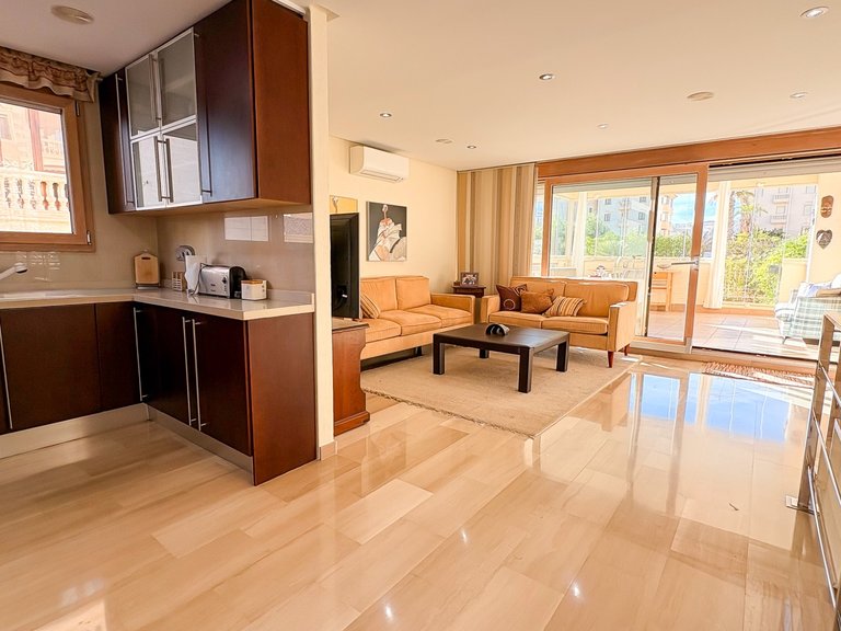 Villa for Sale in Guardamar Playa, Guardamar Del Segura, Alicante 17