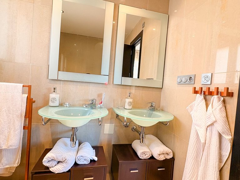 Villa for Sale in Guardamar Playa, Guardamar Del Segura, Alicante 40