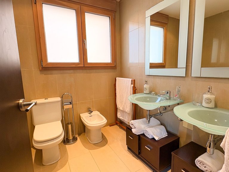 Villa for Sale in Guardamar Playa, Guardamar Del Segura, Alicante 41