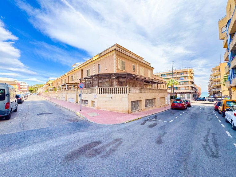 Penthouse for Sale in Playa Centro Guardamar, Guardamar Del Segura, Alicante 39