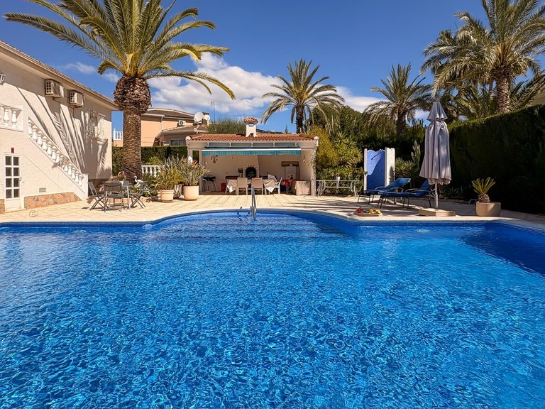Villa for Sale in Ciudad Quesada, Ciudad Quesada - Rojales, - 2