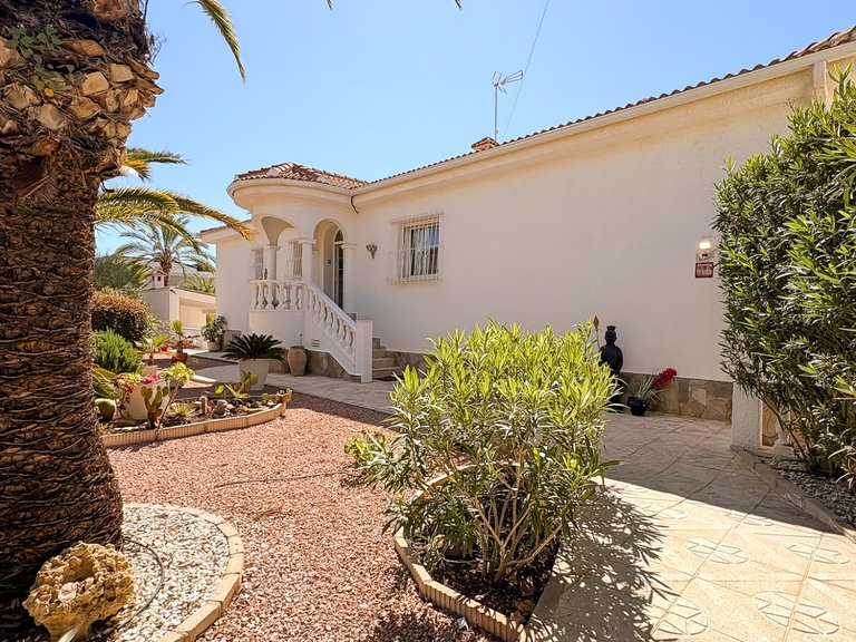 Villa for Sale in Ciudad Quesada, Ciudad Quesada - Rojales, - 5