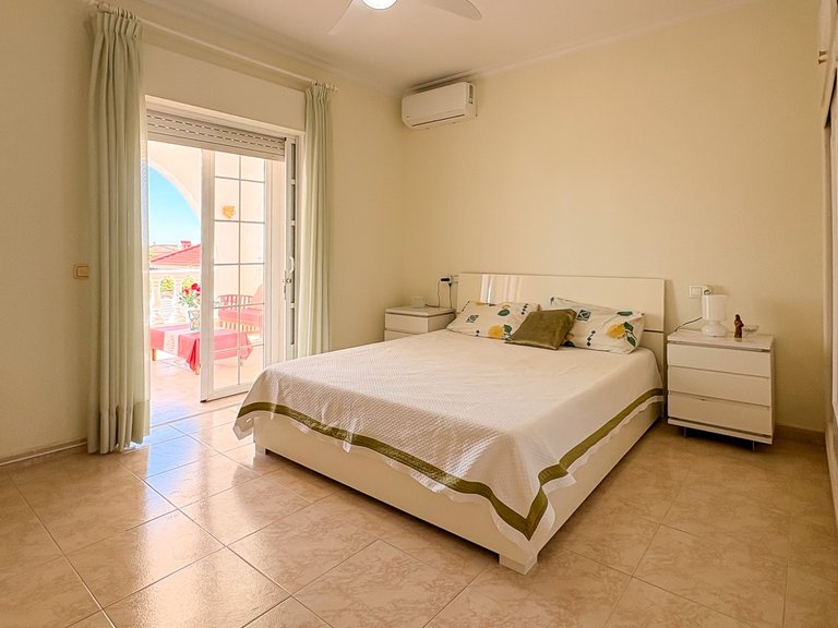 Villa for Sale in Ciudad Quesada, Ciudad Quesada - Rojales, - 34
