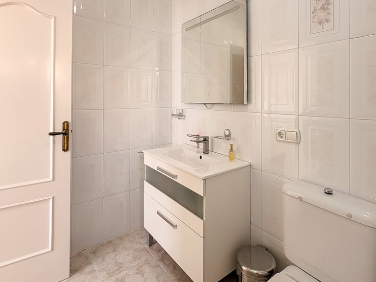 Villa for Sale in Ciudad Quesada, Ciudad Quesada - Rojales, - 46