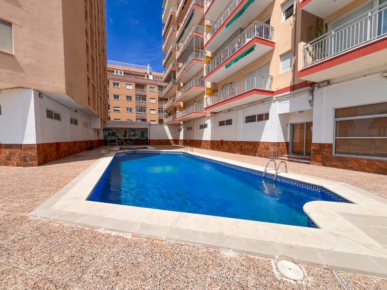 Apartment for Sale in Torrevieja, - 25