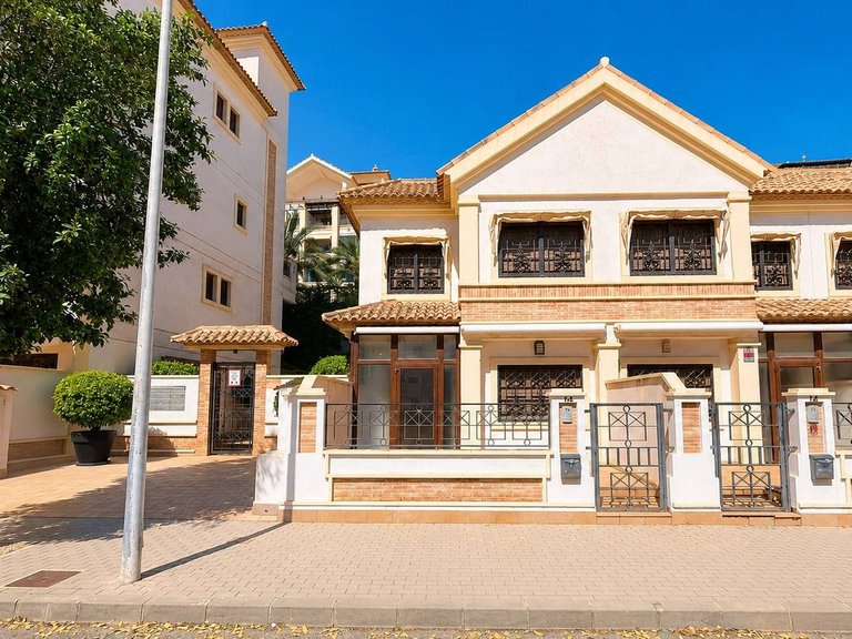Apartment for Sale in Guardamar, Guardamar Del Segura, Alicante 1