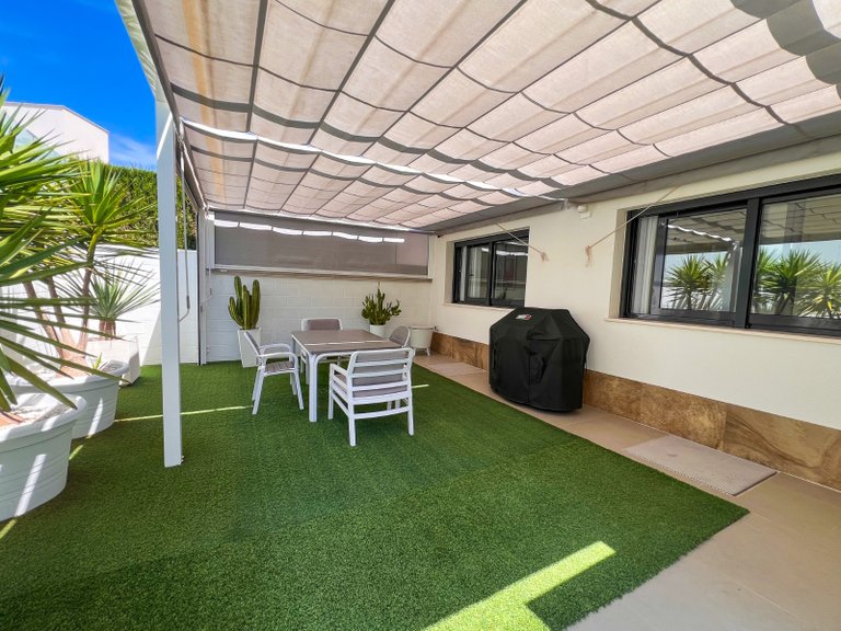 Villa for Sale in San Miguel Salinas, San Miguel De Salinas, Alicante 28