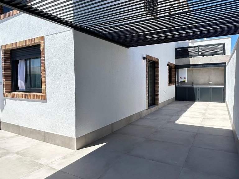 Villa for Sale in Pilar De La Horadada, Alicante 19