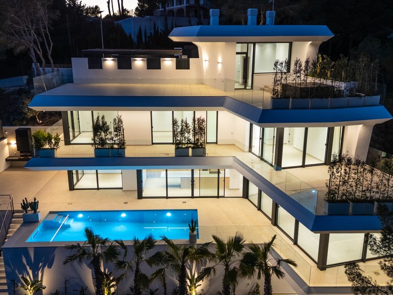 Villa for Sale in Altea la Vella, Altea, Alicante 1