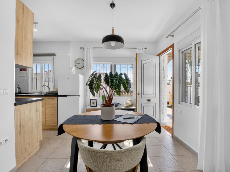 Villa for Sale in Los Angeles, Torrevieja, Alicante 6