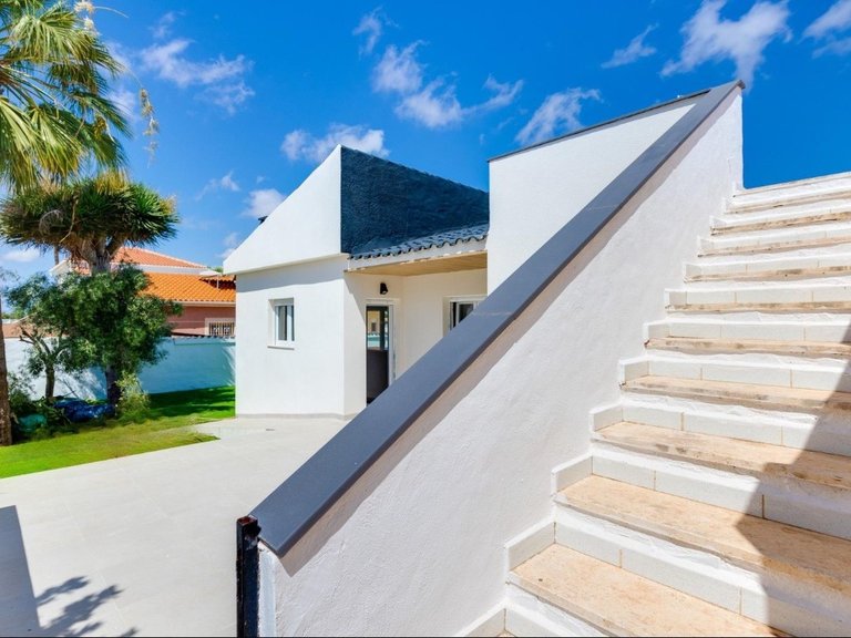 Villa for Sale in El Chaparral, Torrevieja, Alicante 36