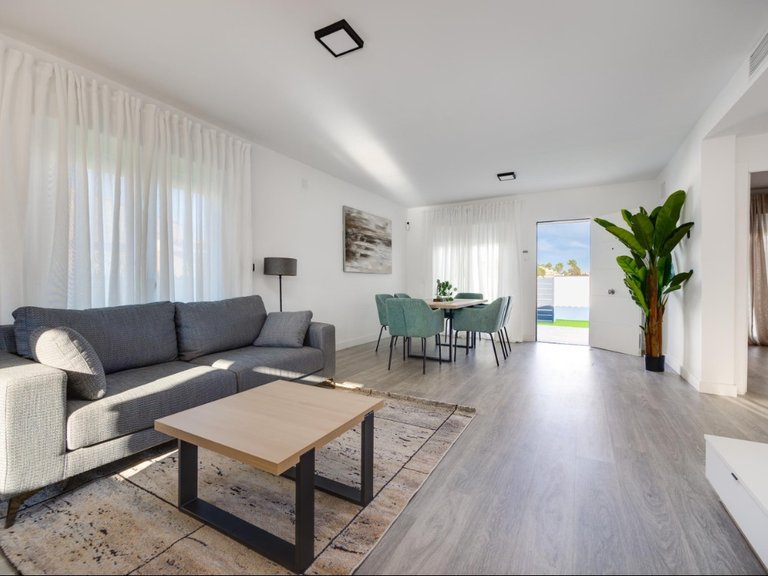 Villa for Sale in El Chaparral, Torrevieja, Alicante 7