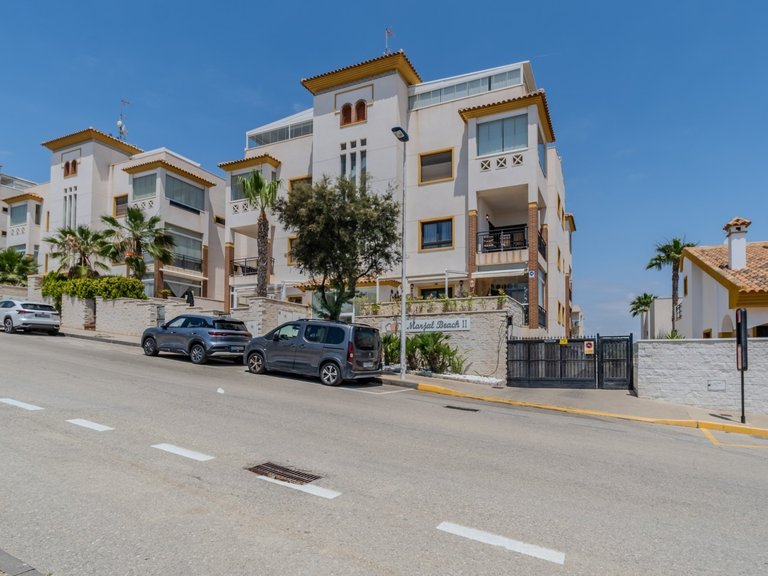 Apartment for Sale in Guardamar, Guardamar Del Segura, Alicante 32