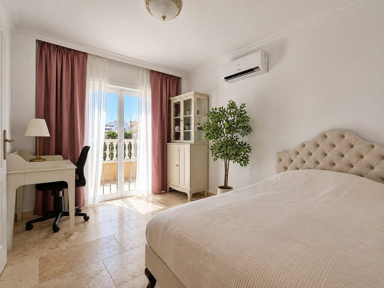 Villa for Sale in Villamartin, Orihuela Costa, Alicante 28