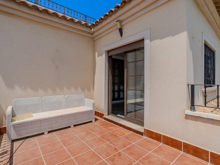 Villa for Sale in Torreta - Florida, Torrevieja, Alicante 32