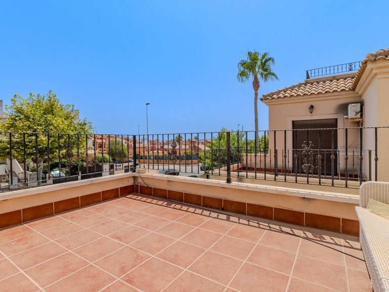 Villa for Sale in Torreta - Florida, Torrevieja, Alicante 31