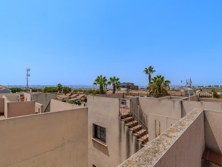 Villa for Sale in Torreta - Florida, Torrevieja, Alicante 30