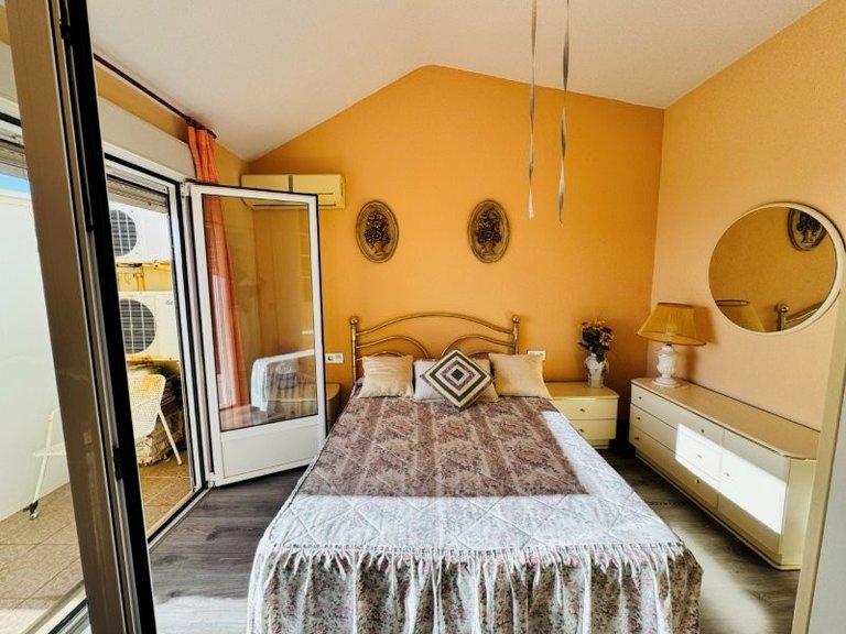 Penthouse for Sale in La Mata, Alicante 33