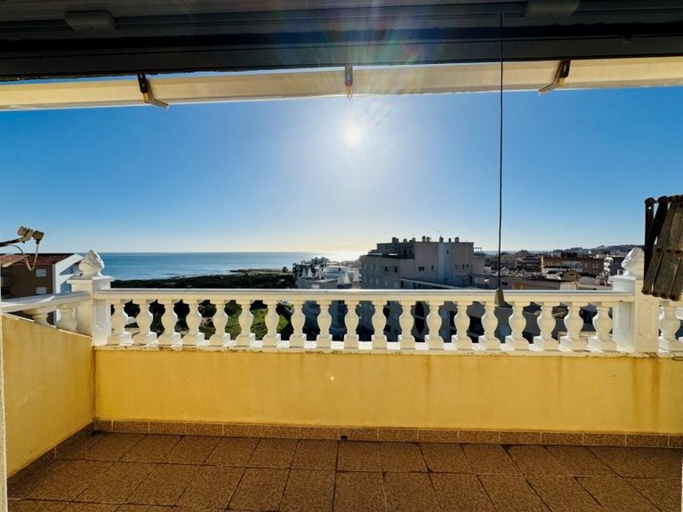 Penthouse for Sale in La Mata, Alicante 6