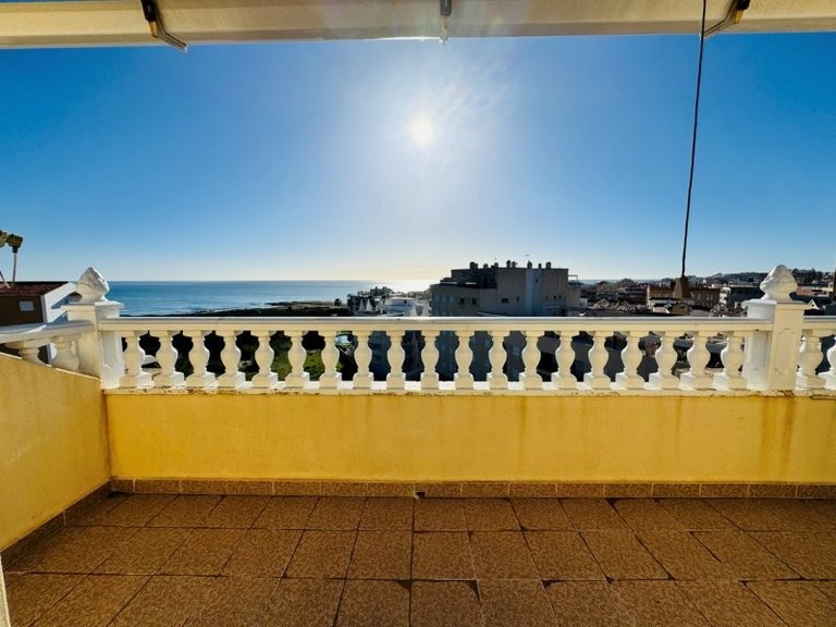 Penthouse for Sale in La Mata, Alicante 7