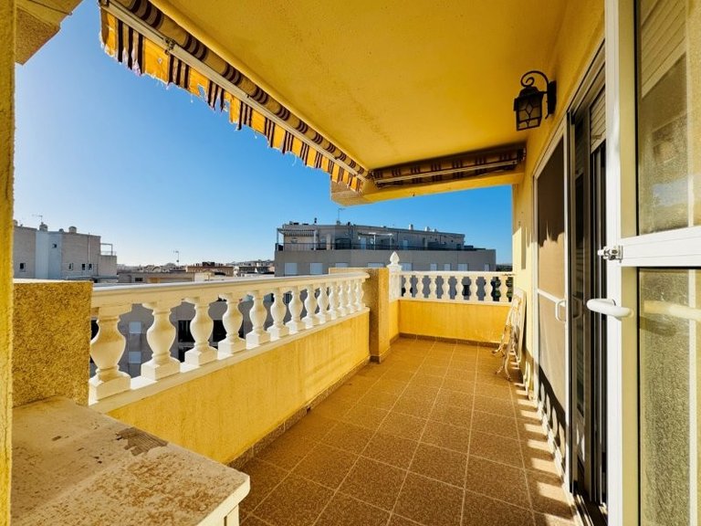 Penthouse for Sale in La Mata, Alicante 5