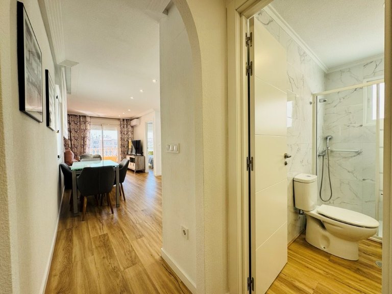 Apartment for Sale in Guardamar Del Segura, Alicante 10