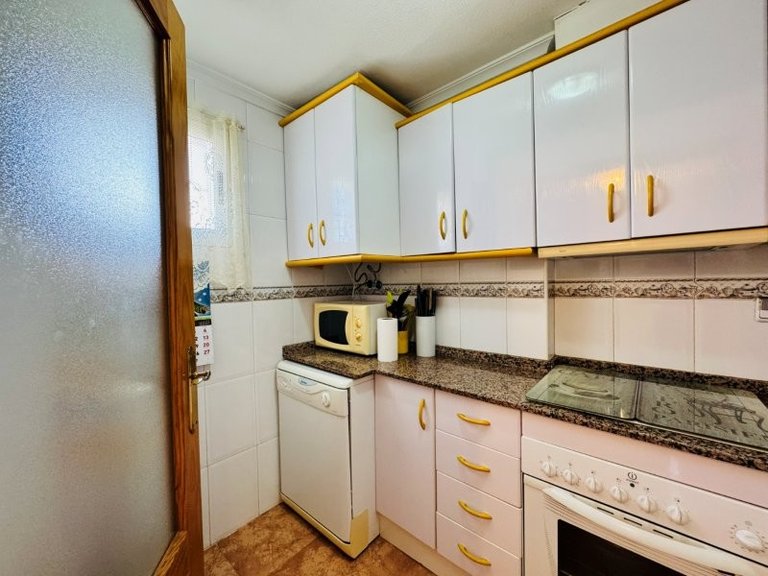 Apartment for Sale in Torrevieja, Alicante 15