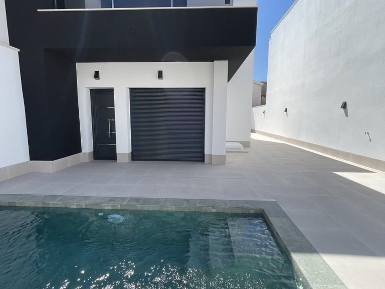 Villa for Sale in Heredades, Alicante 3