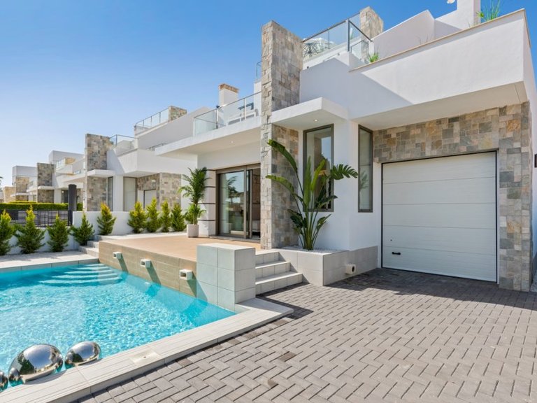 Villa for Sale in Los Alcázares, Murcia 3