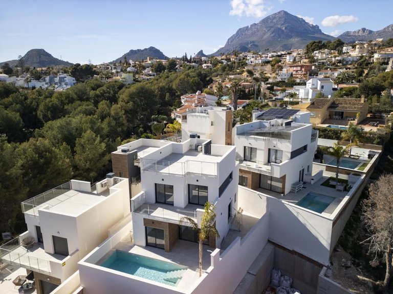 Villa for Sale in La Nucía, Alicante 6