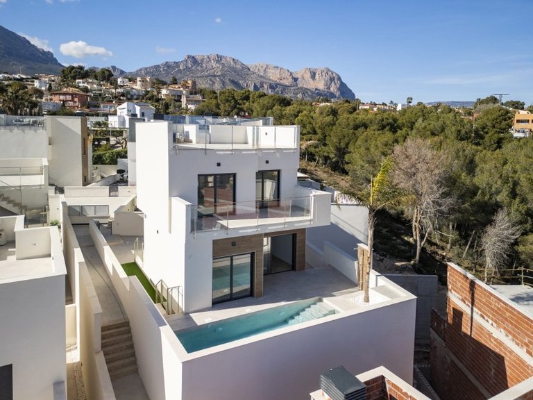 Villa for Sale in La Nucía, Alicante 7