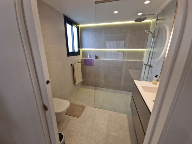 Villa for Sale in Monforte Del Cid, Alicante 19