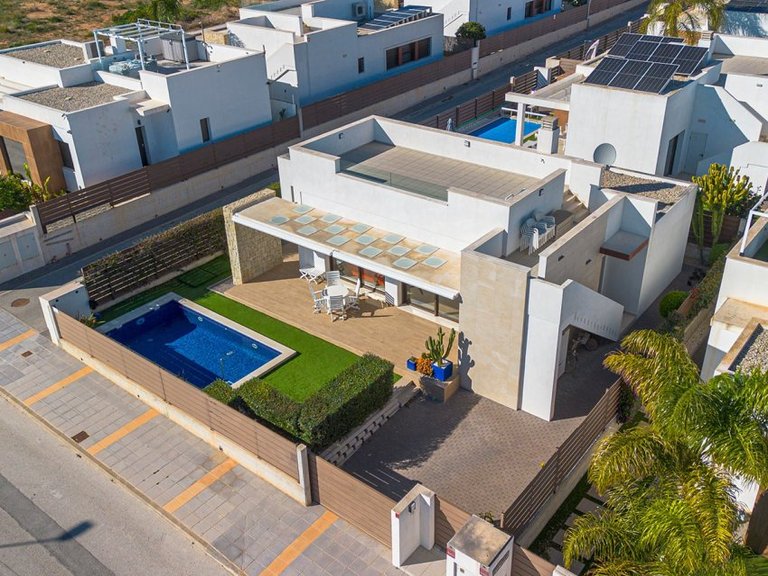 Villa for Sale in Vistabella Golf, Alicante 33