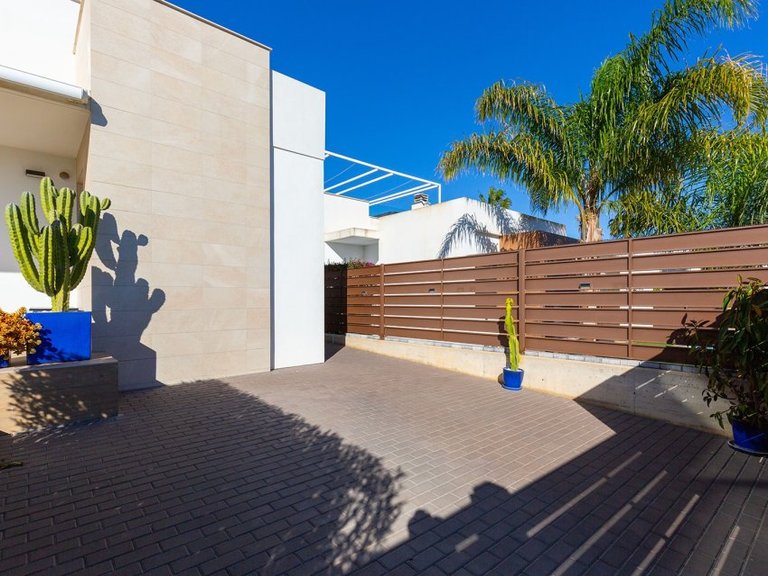 Villa for Sale in Vistabella Golf, Alicante 46