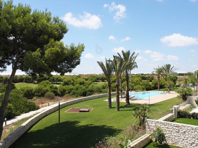 Apartment for Sale in Pinar De Campoverde, Alicante 9
