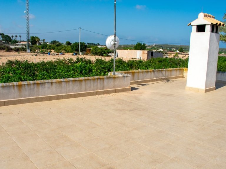 Villa for Sale in Guardamar Del Segura, Alicante 30