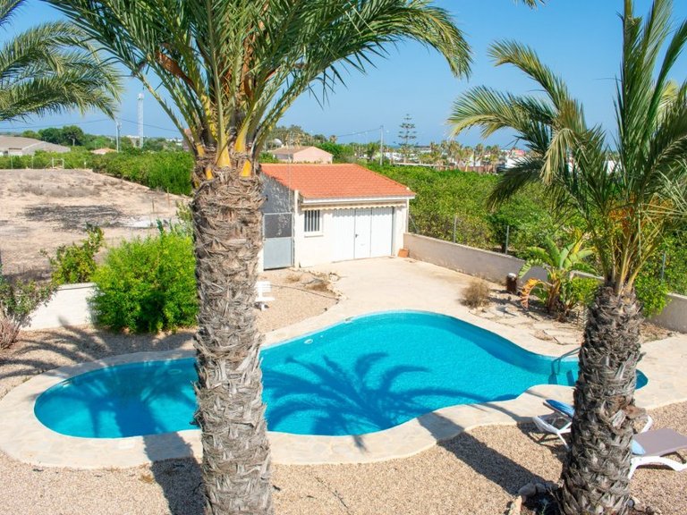 Villa for Sale in Guardamar Del Segura, Alicante 31