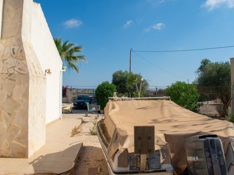 Villa for Sale in Guardamar Del Segura, Alicante 42